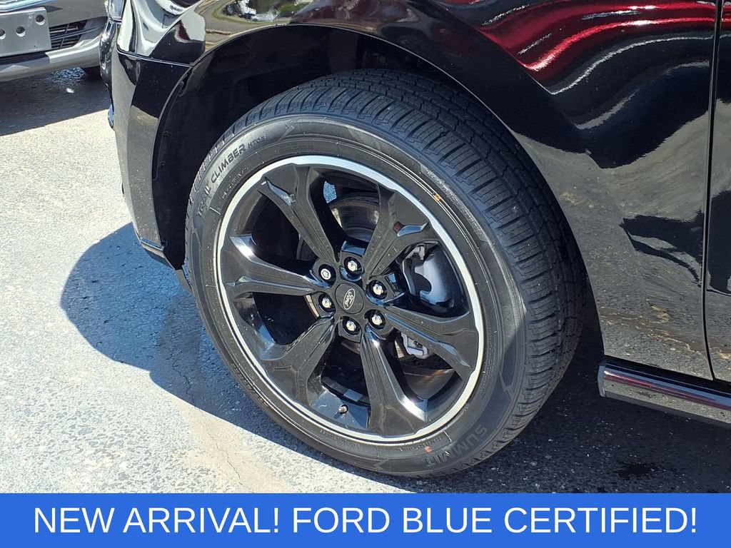 Certified 2023 Ford Expedition Limited AWD/4WD image 28