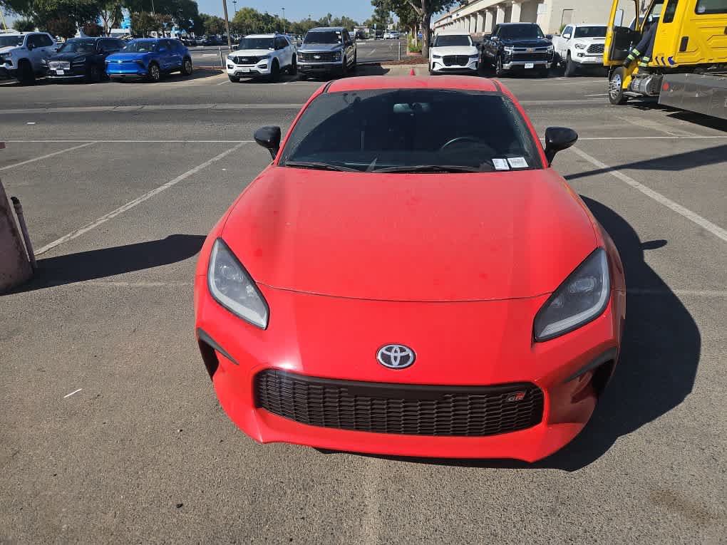 Used 2024 Toyota GR86 Premium RWD image 2
