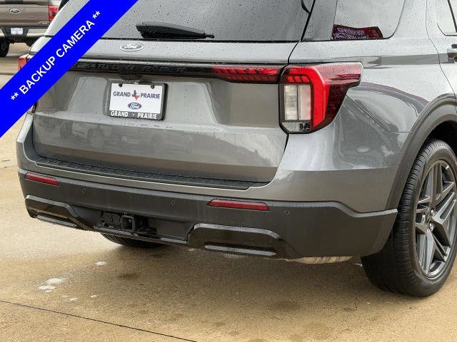 Certified 2025 Ford Explorer ST-Line w/ Premium Package RWD image 8