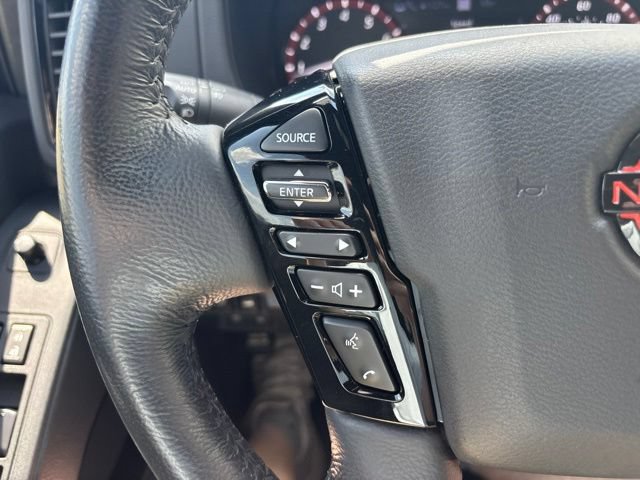 Used 2022 Nissan Frontier PRO-4X w/ Pro-4X Premium Package AWD/4WD image 21
