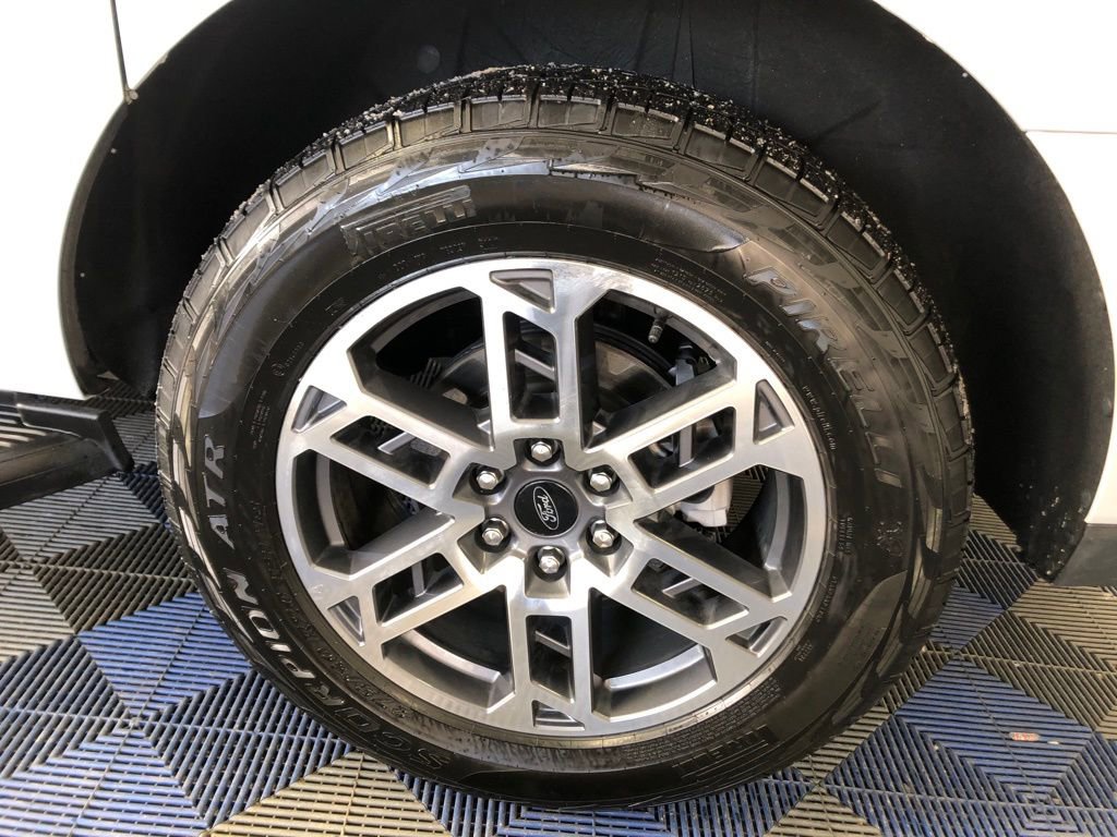 Certified 2025 Ford Expedition Max Active image 30