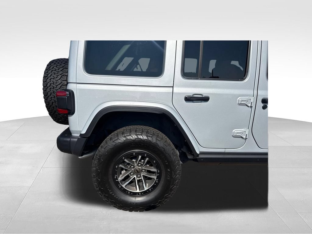 Used 2024 Jeep Wrangler Unlimited Rubicon 392 AWD/4WD image 34