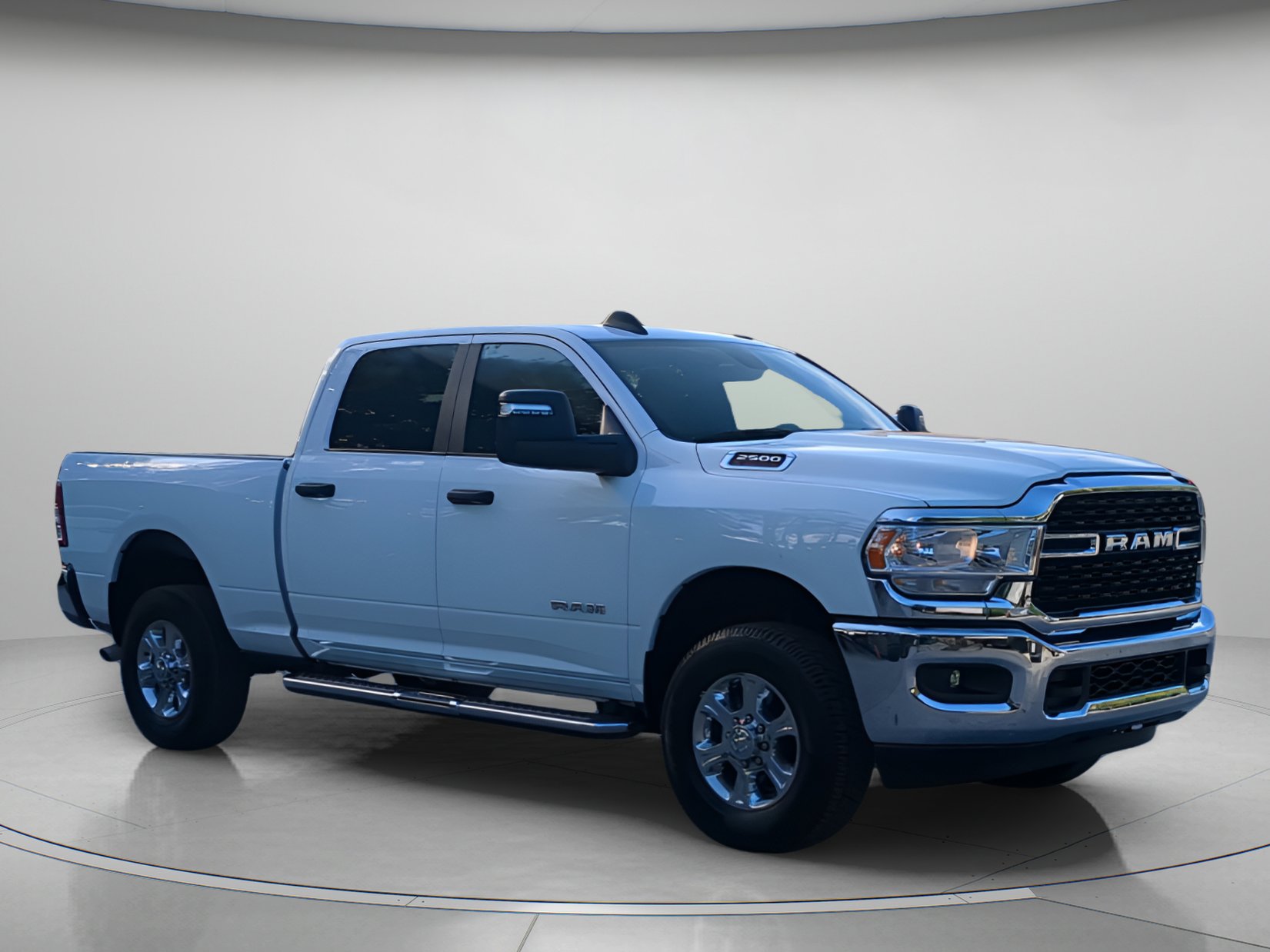 Used 2024 RAM 2500 Big Horn AWD/4WD image 38