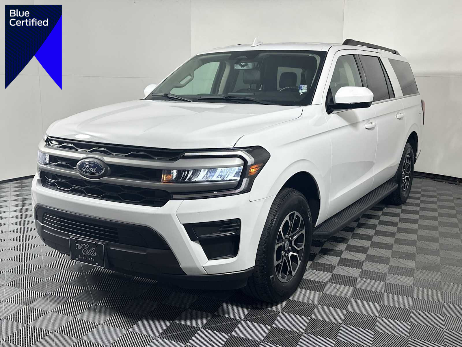 Certified 2024 Ford Expedition Max XLT image 1