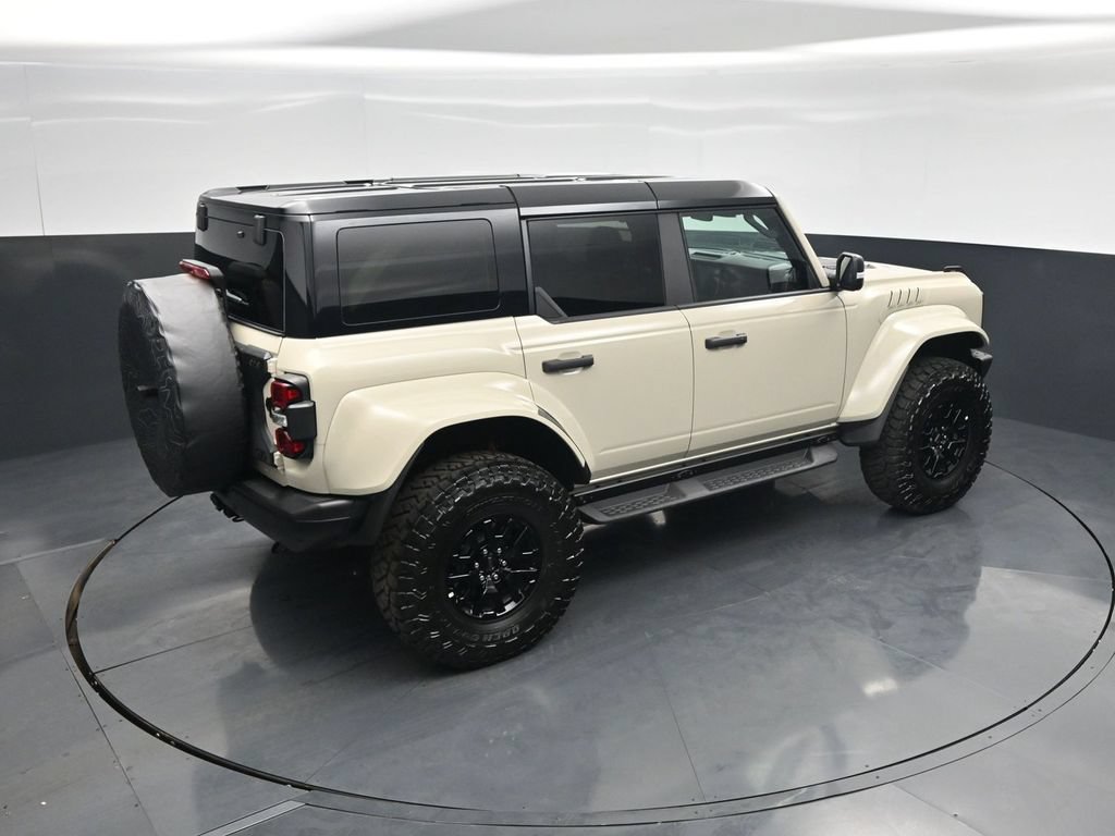 Certified 2026 Ford Bronco Raptor w/ Interior Carbon Fiber Pack AWD/4WD image 39