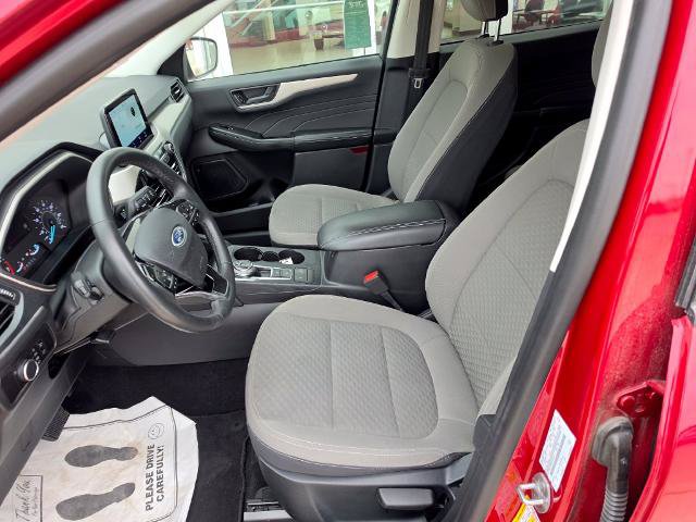 Certified 2022 Ford Escape SE w/ Cold Weather Package AWD/4WD image 13