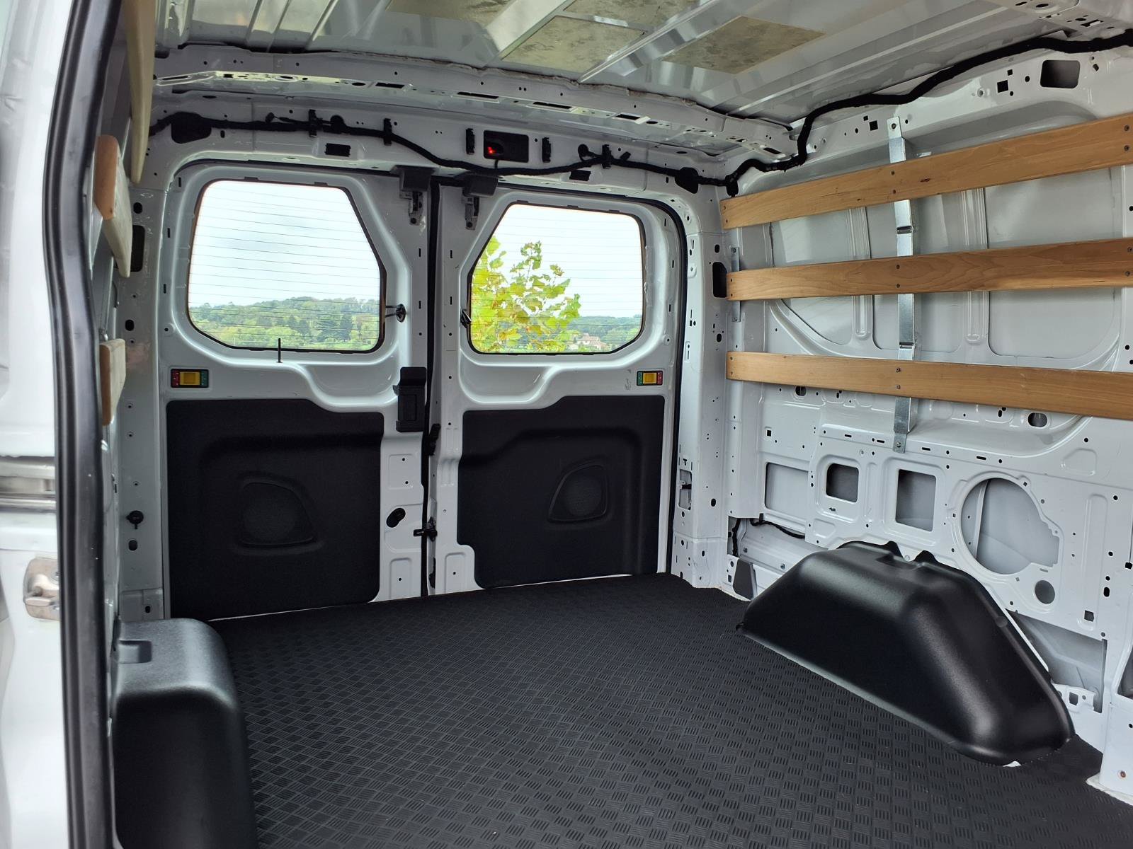 Certified 2025 Ford Transit 250 Low Roof w/ Exterior Upgrade Package RWD image 11
