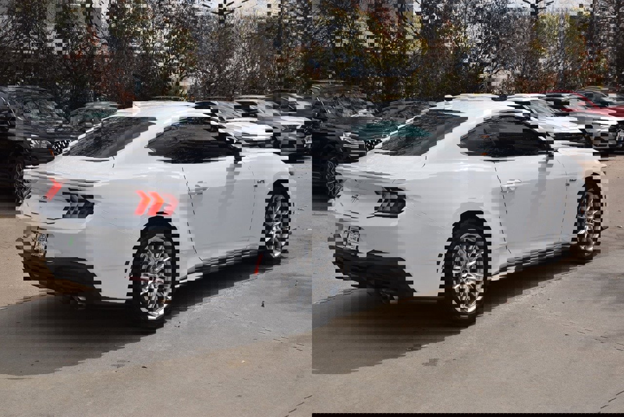 Certified 2025 Ford Mustang GT Premium image 7