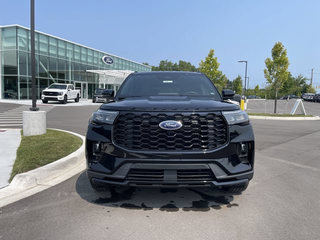 Certified 2026 Ford Explorer ST-Line AWD/4WD image 8