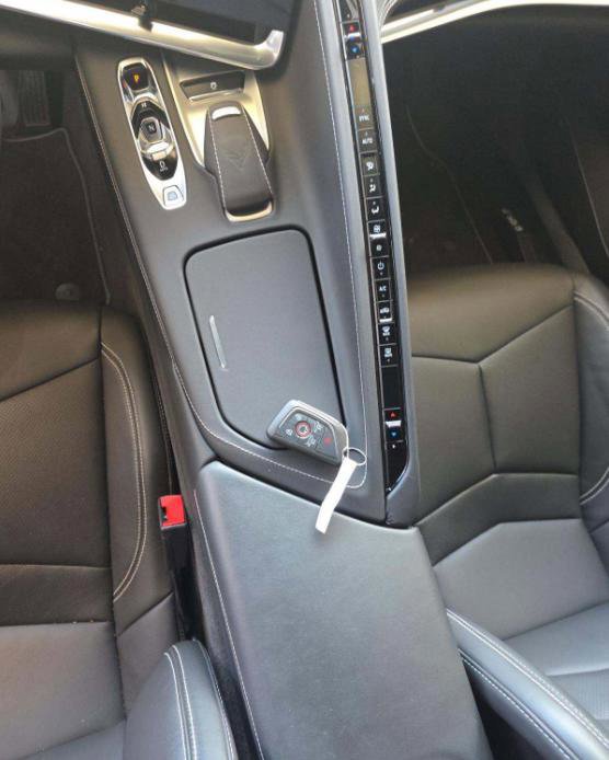 Used 2020 Chevrolet Corvette Stingray Coupe w/ Chrome Exterior Badge Package image 6