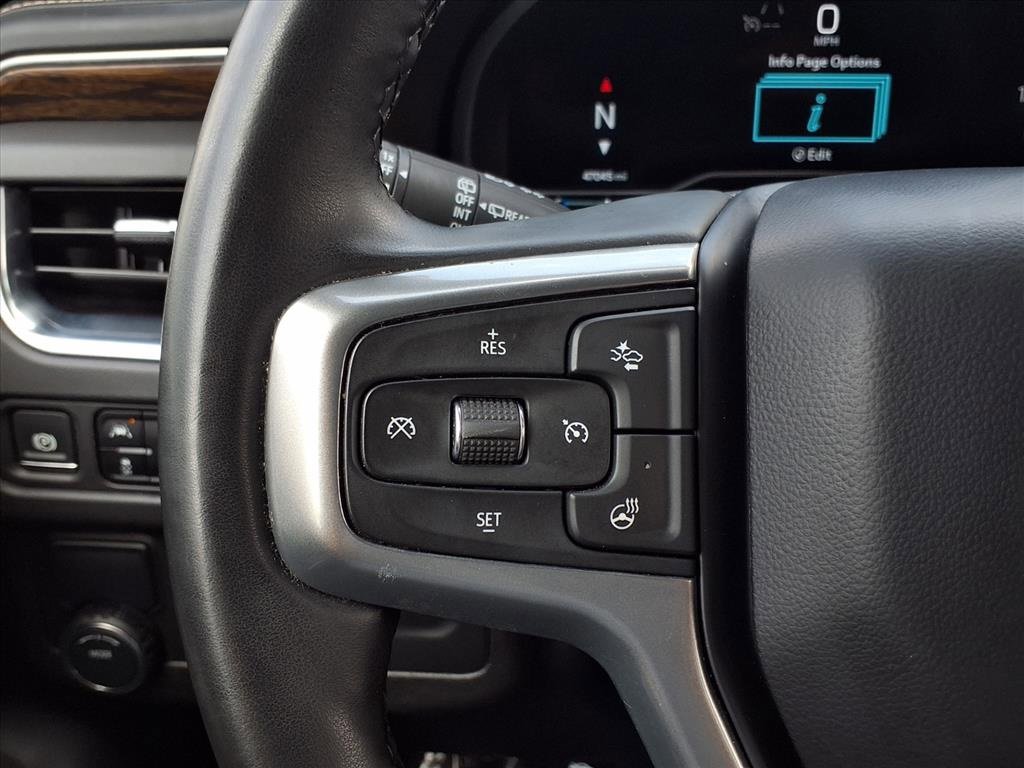 Used 2024 Chevrolet Suburban Premier image 20