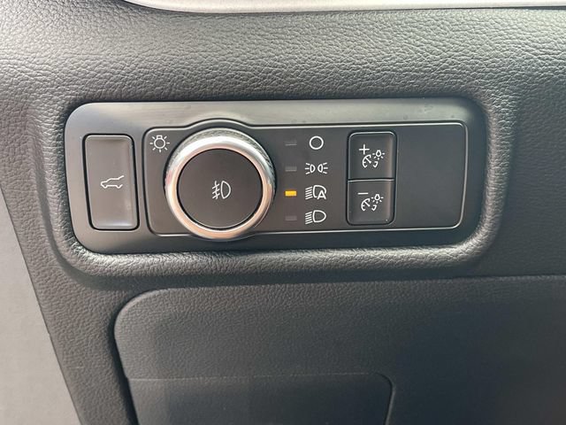 Certified 2024 Ford Explorer XLT w/ Equipment Group 202A AWD/4WD image 39