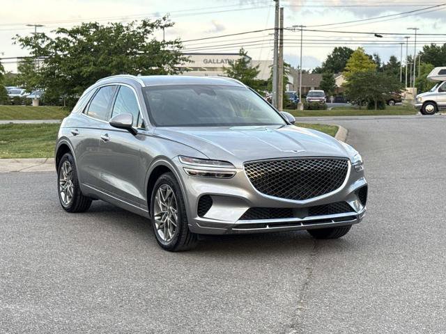 Used 2025 Genesis GV70 2.5T AWD/4WD image 2