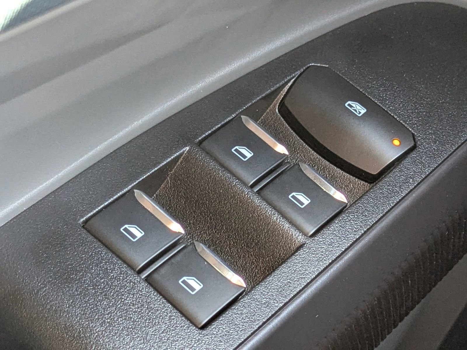 Certified 2025 Ford Maverick XL w/ Equipment Group 101A image 25