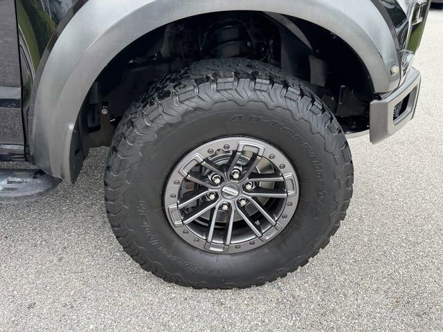Certified 2020 Ford F150 Raptor w/ Equipment Group 802A Luxury AWD/4WD image 18