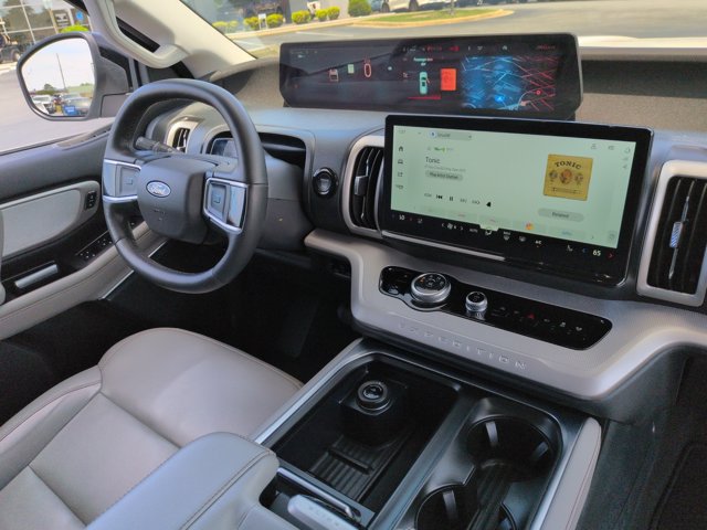 Certified 2025 Ford Expedition Max Active RWD image 33