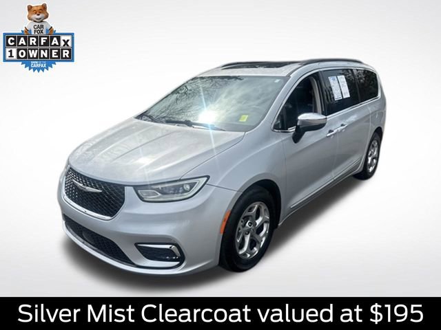 Used 2023 Chrysler Pacifica Limited FWD image 3