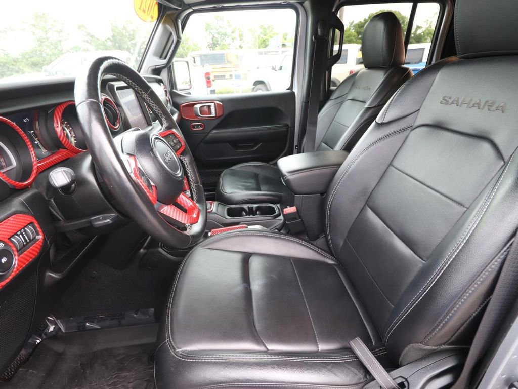 Used 2021 Jeep Wrangler Unlimited Sahara AWD/4WD image 8