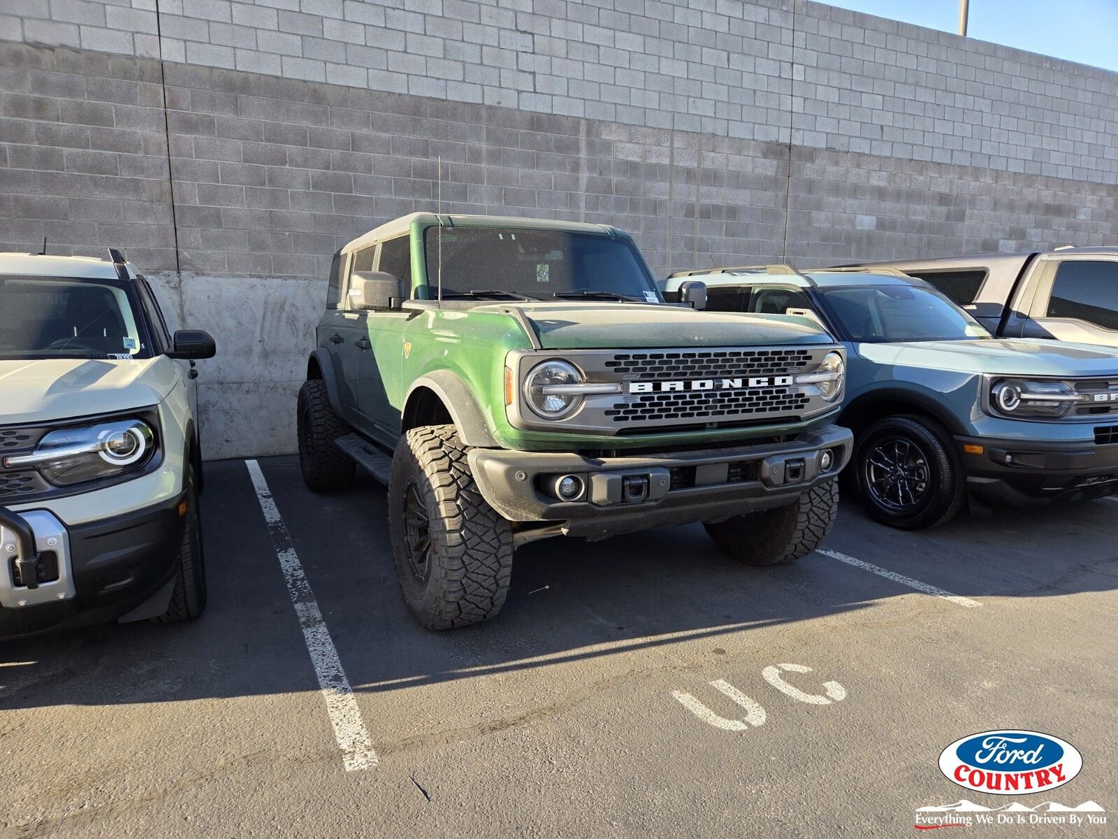 Certified 2023 Ford Bronco Badlands image 1