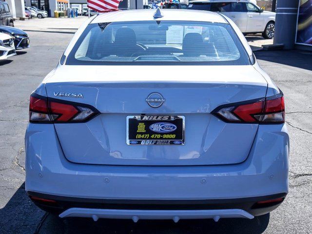 Used 2025 Nissan Versa SV FWD image 8