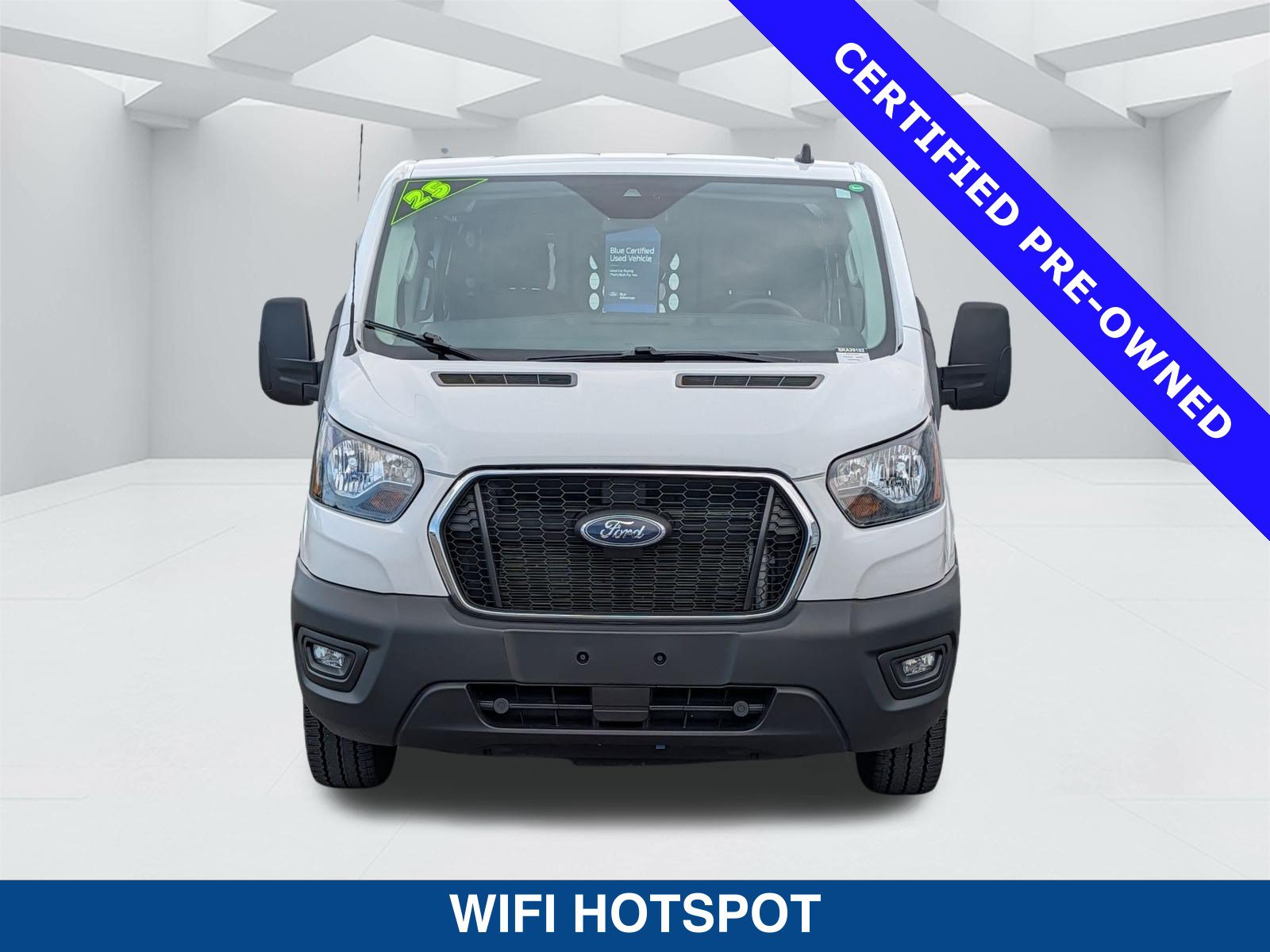 Certified 2025 Ford Transit 250 Low Roof w/ Exterior Upgrade Package RWD image 9