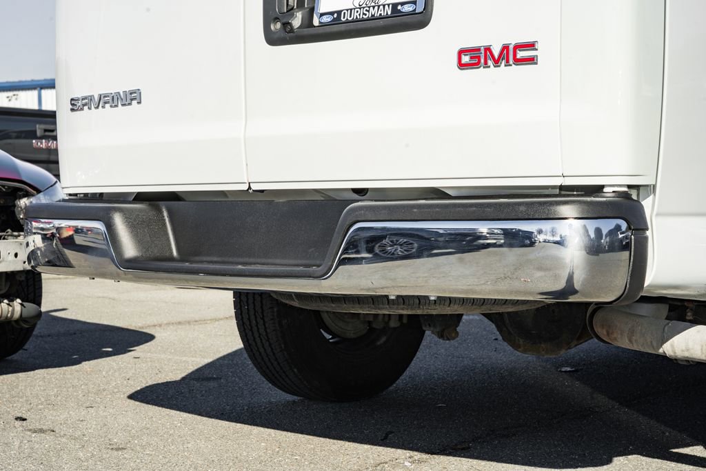 Used 2023 GMC Savana 2500 image 9