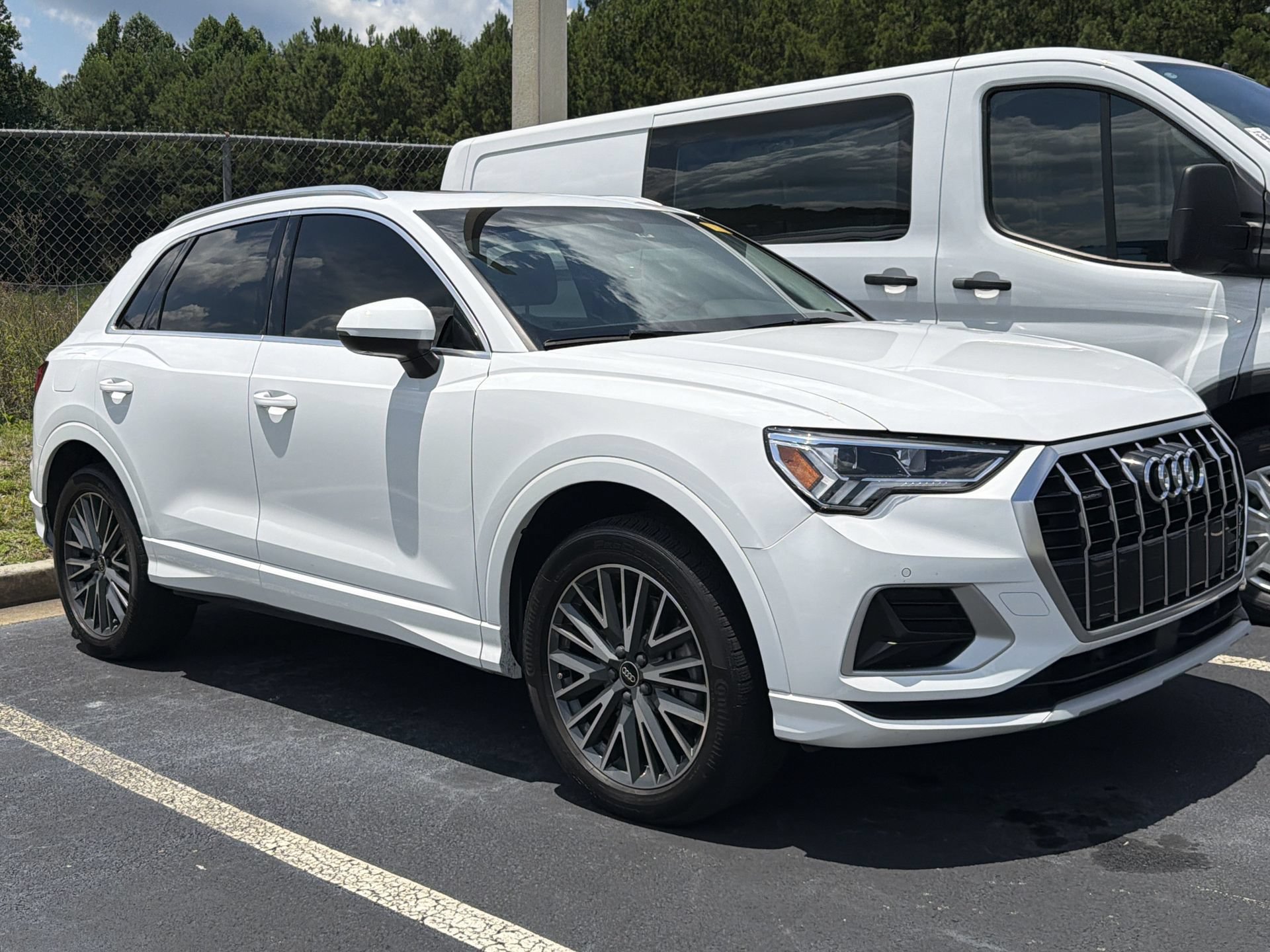 Used 2022 Audi Q3 2.0T Premium Plus AWD/4WD image 1