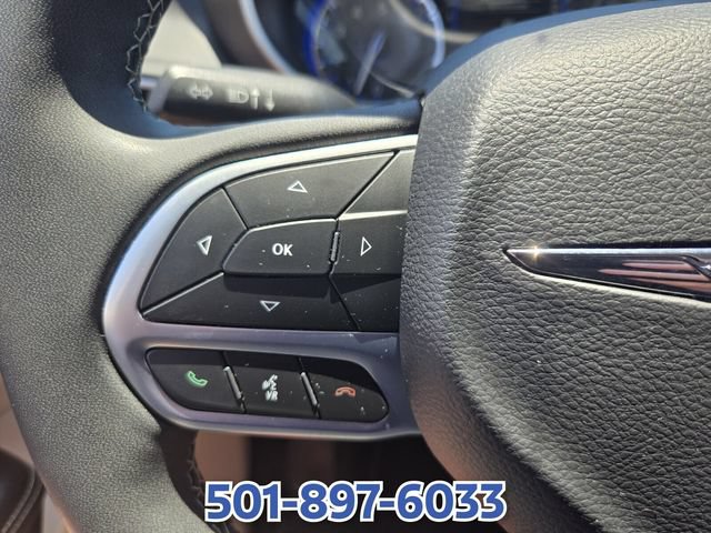 Used 2022 Chrysler Voyager LX FWD image 28