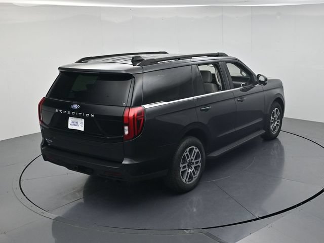 Certified 2025 Ford Expedition Active AWD/4WD image 47