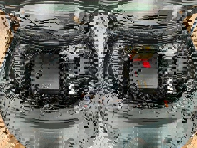 Used 2020 Chevrolet Traverse LT image 24