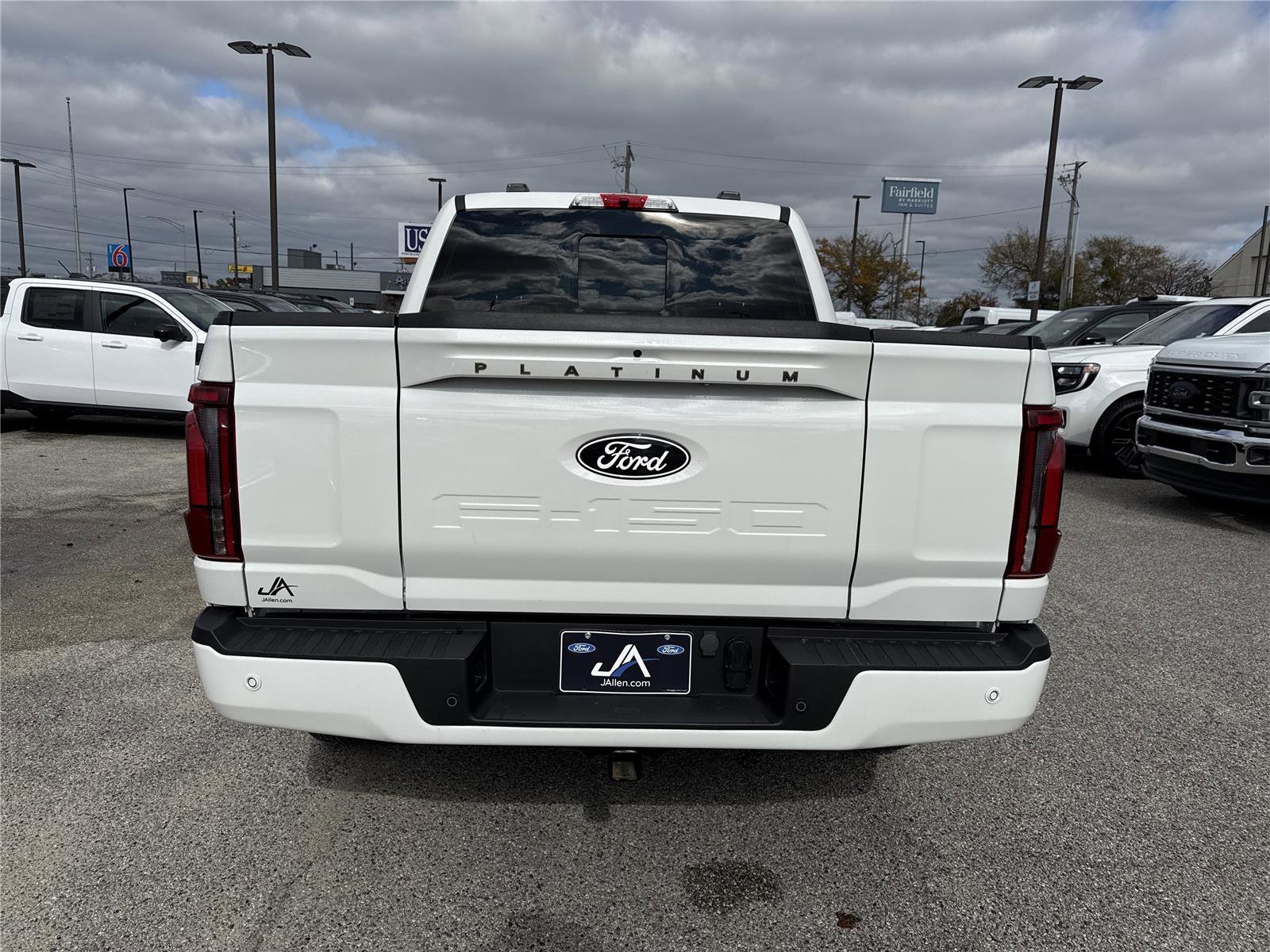 Certified 2024 Ford F150 Platinum w/ FX4 Off-Road Package image 13