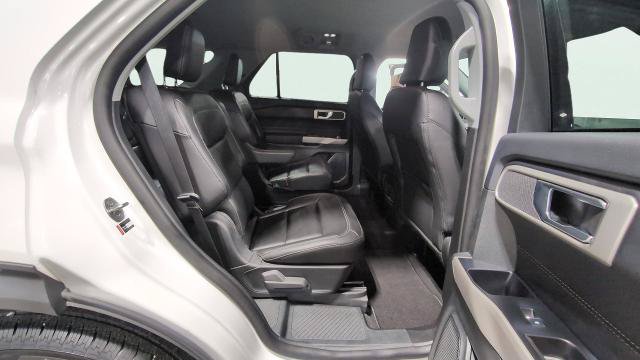 Certified 2023 Ford Explorer XLT w/ Equipment Group 202A AWD/4WD image 16