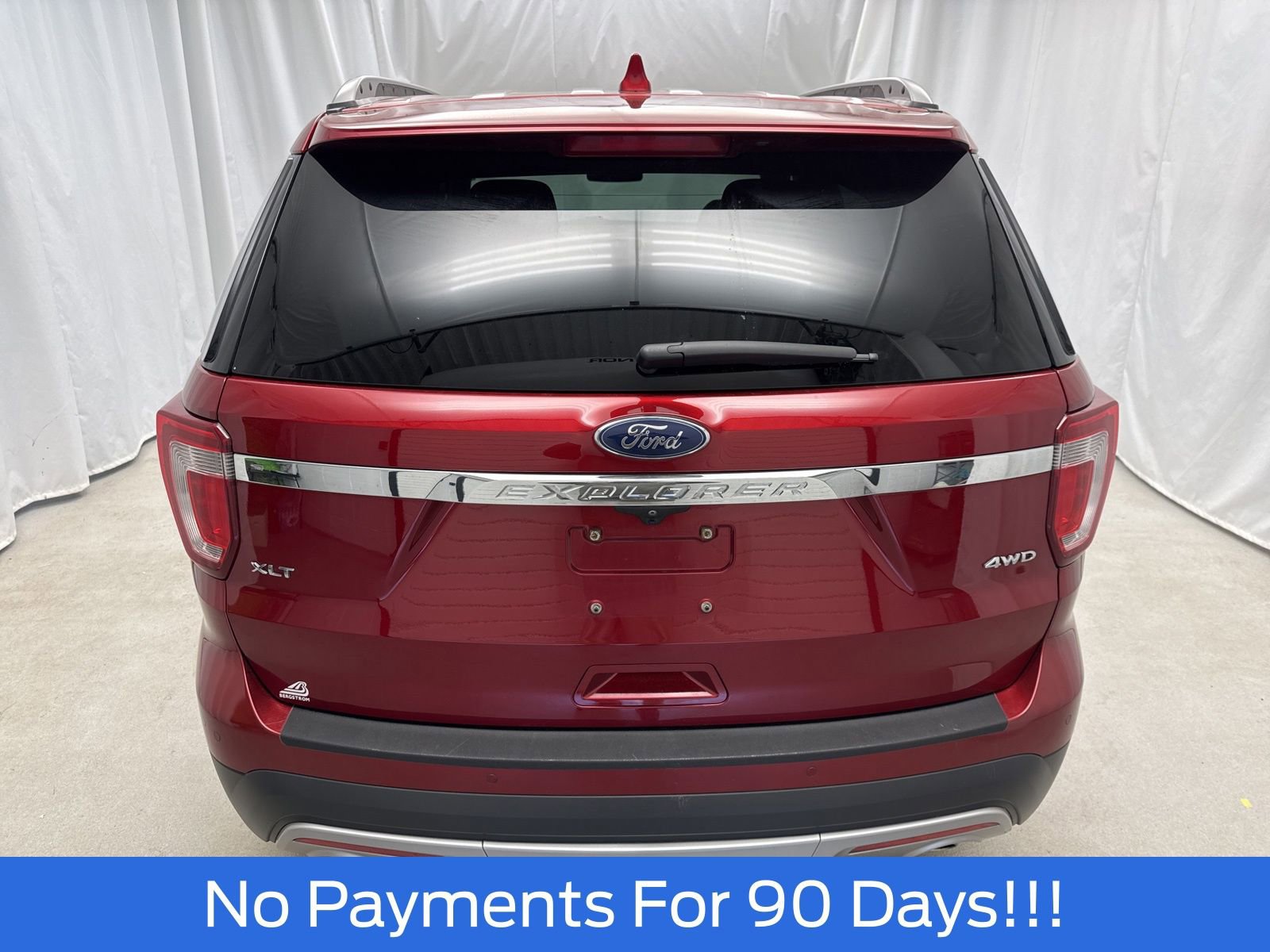 Certified 2017 Ford Explorer XLT w/ Equipment Group 202A AWD/4WD image 4