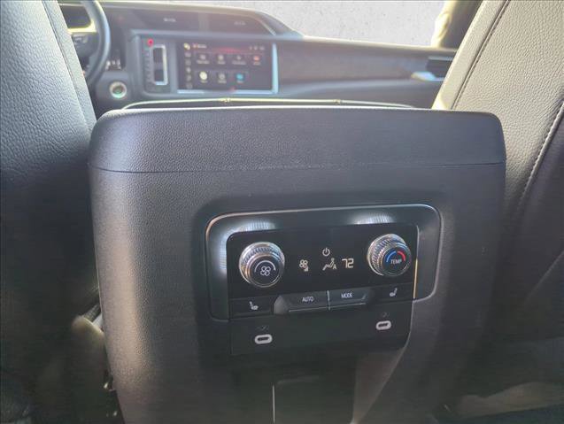 Used 2022 GMC Yukon Denali image 17