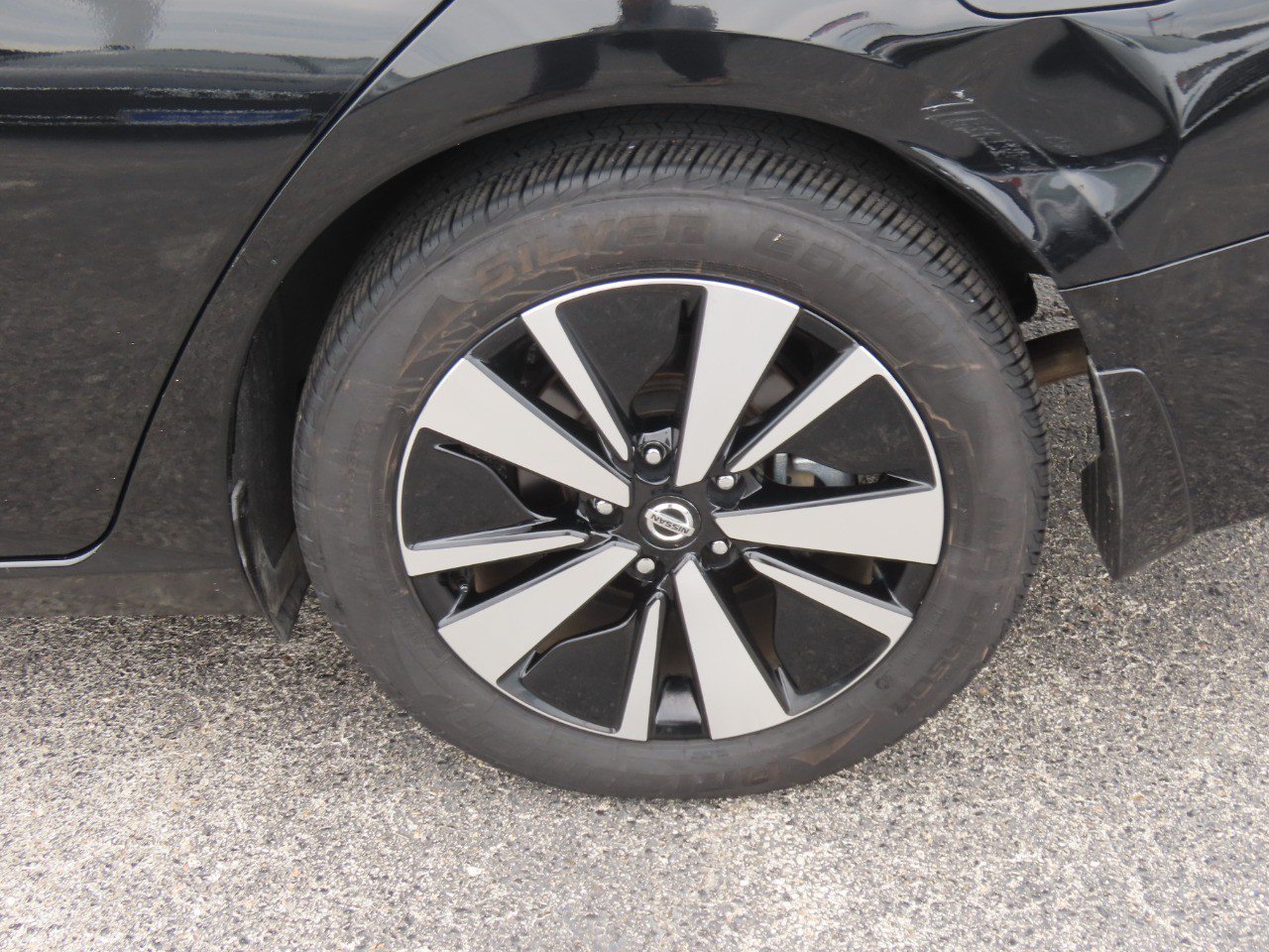 Used 2022 Nissan Altima 2.5 SV w/ SV Premium Package FWD image 15