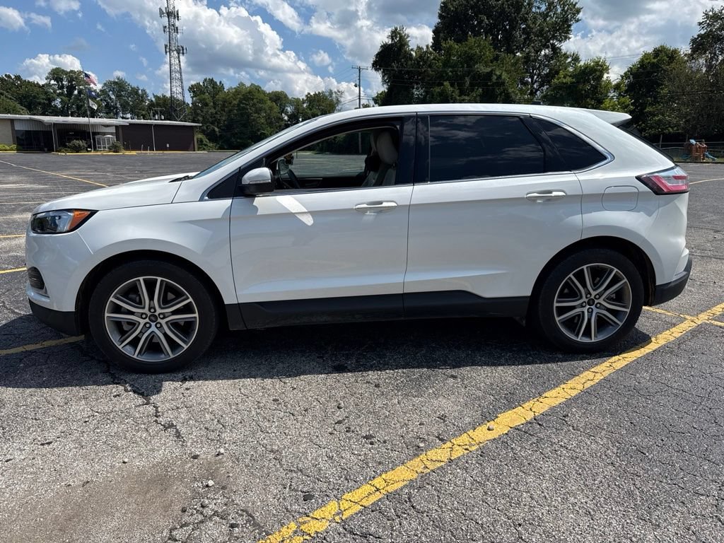 Certified 2023 Ford Edge Titanium AWD/4WD image 18