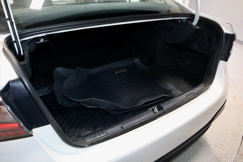 Used 2023 Subaru Legacy Premium image 14