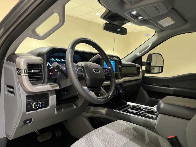 Certified 2023 Ford F250 XLT w/ FX4 Off-Road Package AWD/4WD image 9
