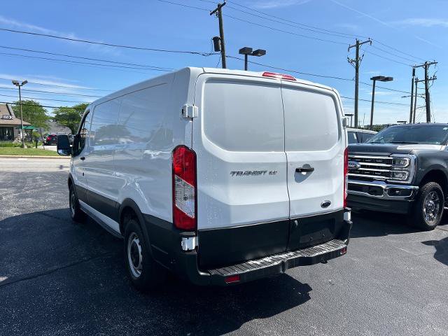 Certified 2019 Ford Transit 150 130 Low Roof RWD image 8
