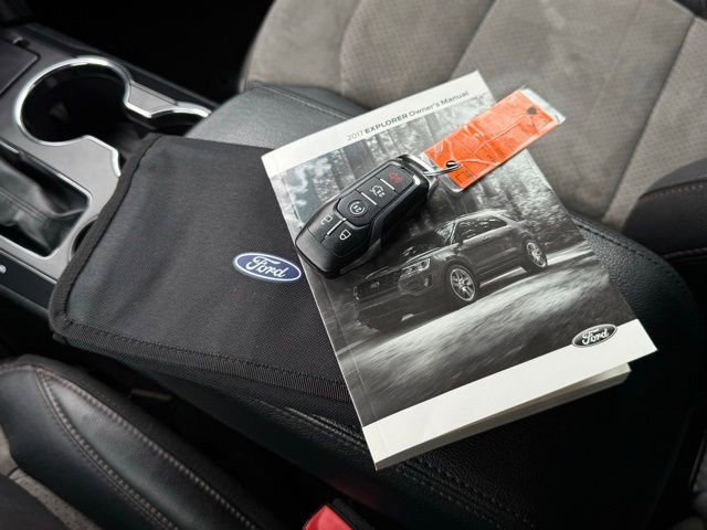 Certified 2017 Ford Explorer XLT w/ Equipment Group 202A image 17