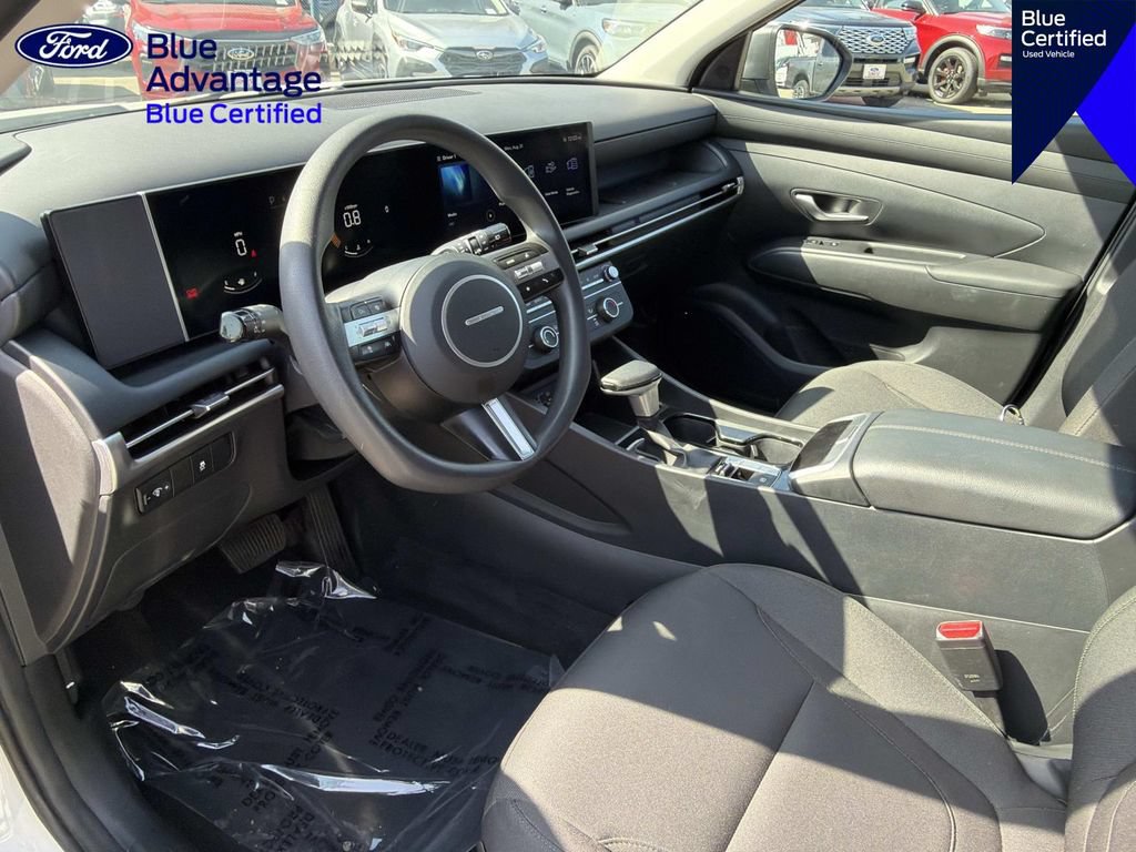 Used 2025 Hyundai Tucson SE FWD image 15