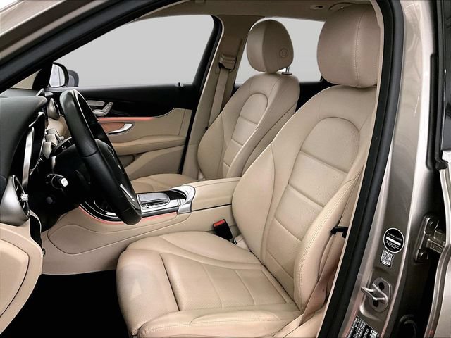 Used 2022 Mercedes-Benz GLC 300 4MATIC image 24
