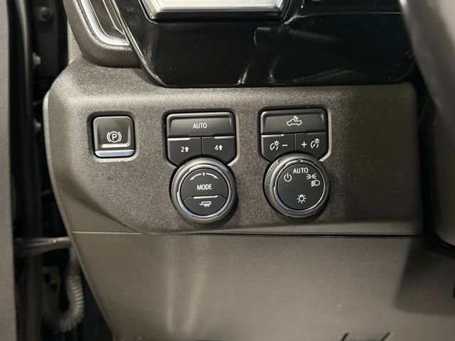 Used 2022 Chevrolet Silverado 1500 LT image 17