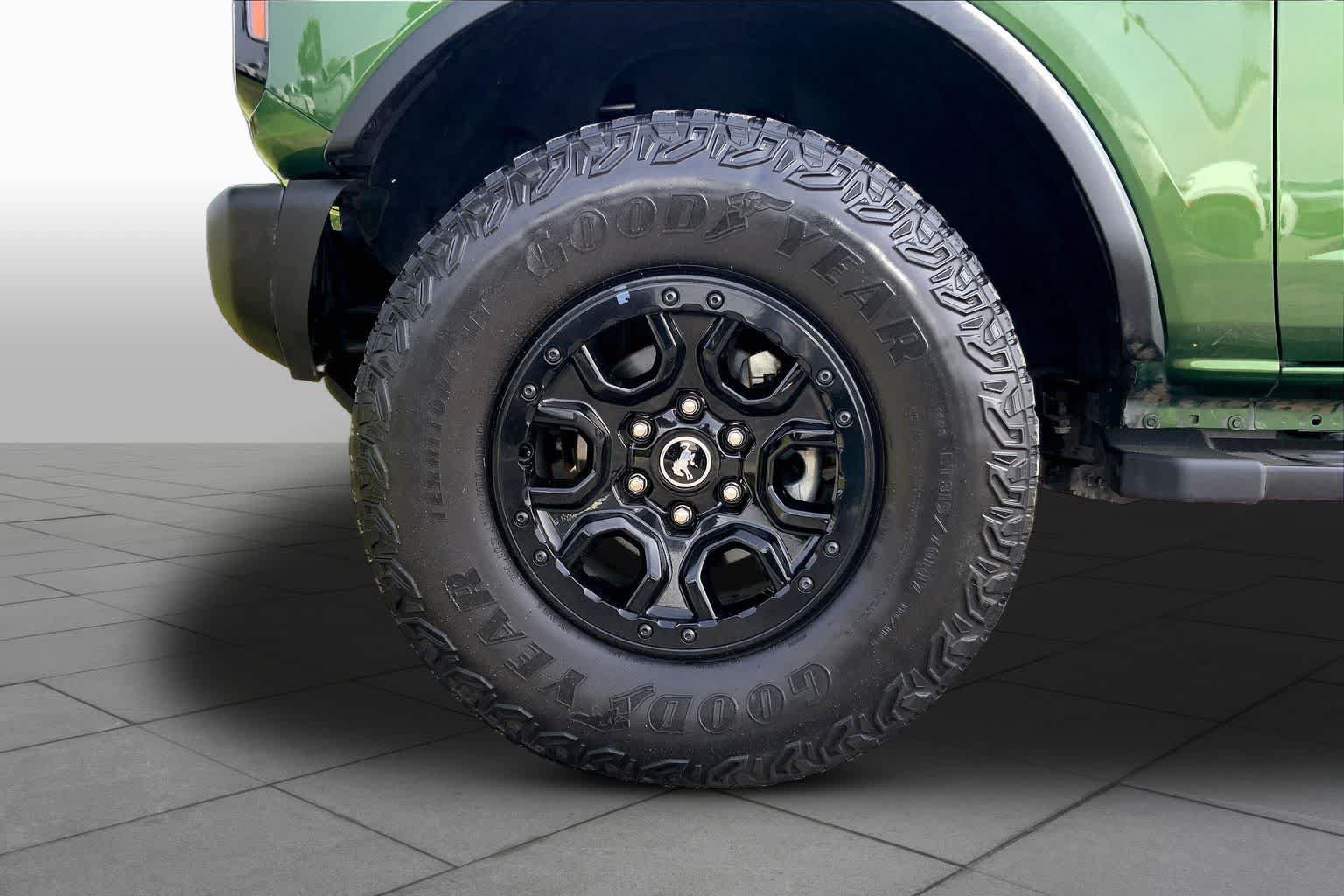 Certified 2023 Ford Bronco Wildtrak AWD/4WD image 11