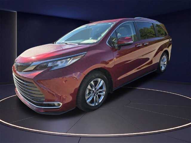 Used 2023 Toyota Sienna Limited AWD/4WD image 8
