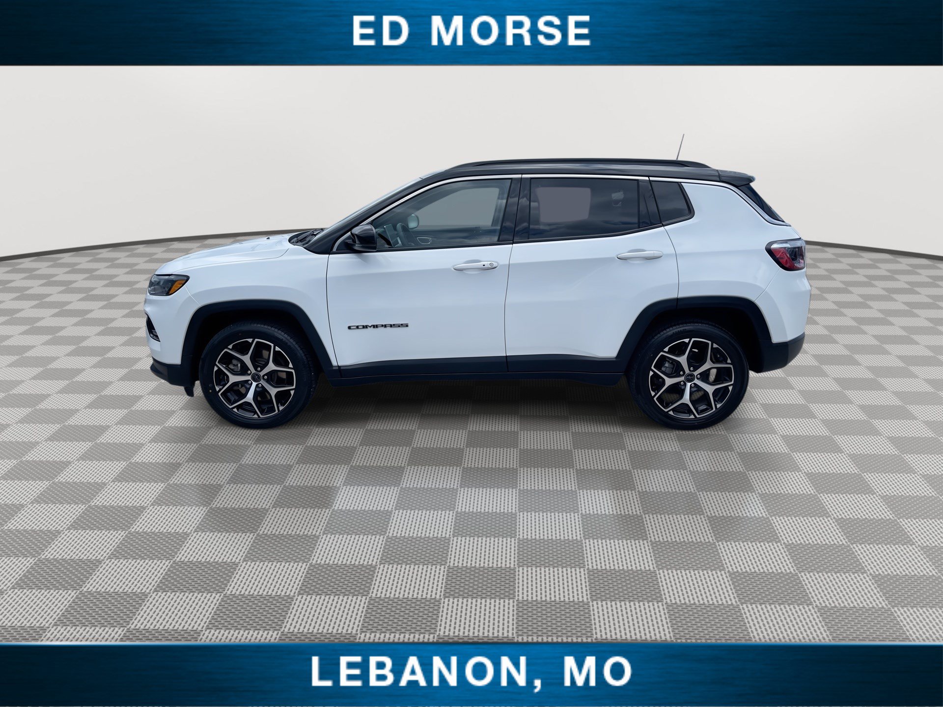 Used 2025 Jeep Compass Limited AWD/4WD image 5