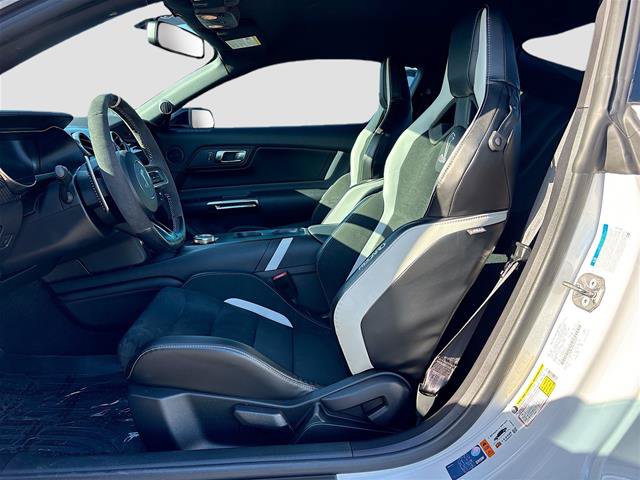 Certified 2022 Ford Mustang Shelby GT500 w/ Carbon Fiber Track Pack RWD image 23