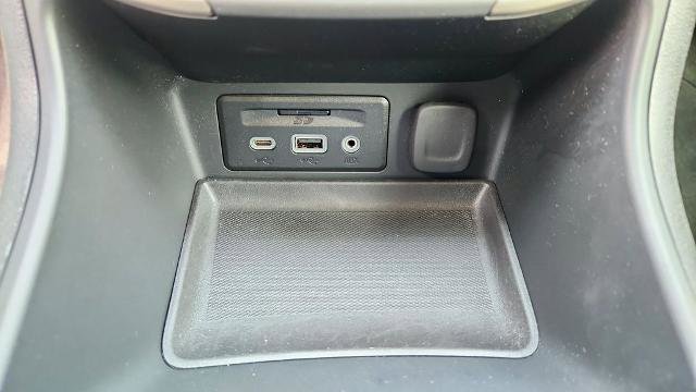 Used 2024 GMC Terrain Denali w/ Denali Premium Package image 16