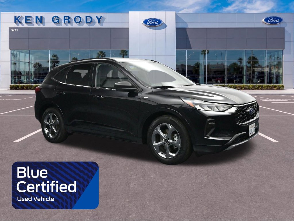 Certified 2023 Ford Escape ST-Line w/ Tech Pack #1 FWD 360° Tour