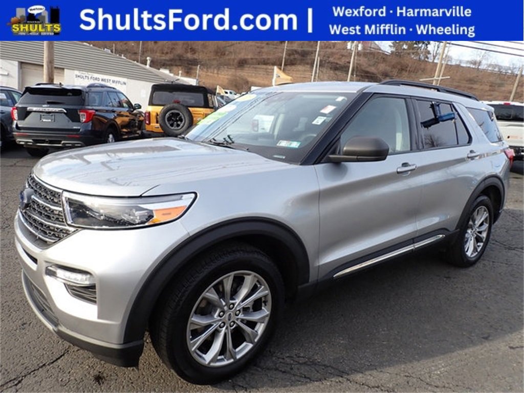 Certified 2023 Ford Explorer XLT w/ Equipment Group 202A